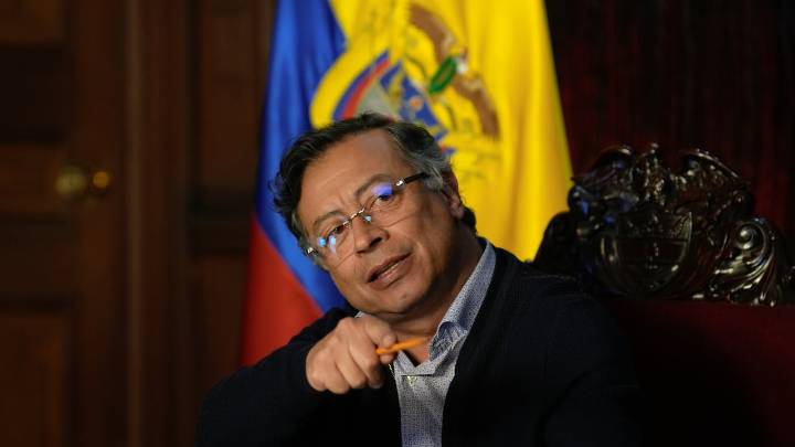 Trino de Gustavo Petro desató tormenta política por hablar de “reelección”. También dijo “espectros de la muerte”