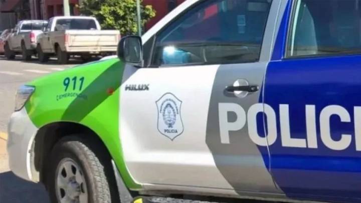 Pijamada de terror: para robar un auto apuntan con armas de fuego de chicos de 12 años