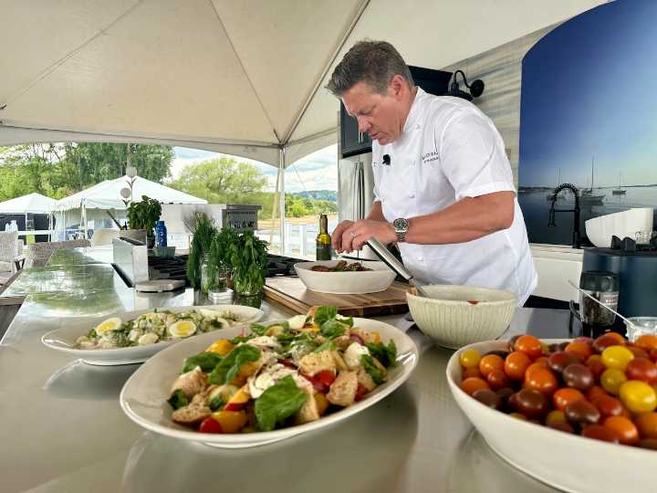 Celebrity cookout secrets: Chef Tyler Florence shares mouthwatering chicken recipe in Traverse City