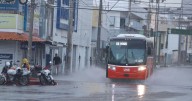 Lluvias en Hermosillo: Bomberos atienden 50 emergencias, incluyendo niños en canales y vehículos varados