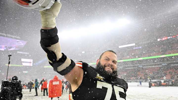 Browns Q&A: Joel Bitonio aims to 'rekindle' best ball in 12th season