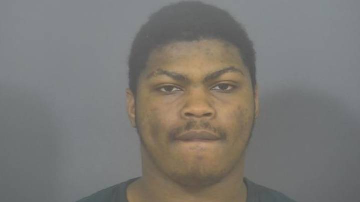 Areon Halloway pleads guilty to theft after warehouse burglary arrest