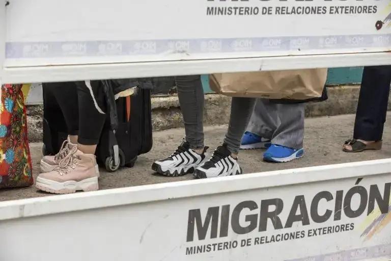 Venezuela liberó a los cinco colombianos que mantuvo retenidos por 12 días tras cruzar zona fronteriza