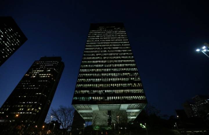 Brazil unveils new $1.9 billion credit line for companies hit by US tariffs
