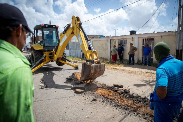 Gobierno de Carirubana interviene colector caído en Antiguo Aeropuerto