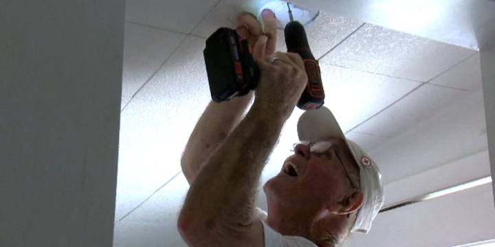82-year-old volunteer installs 970 free smoke alarms through American Red Cross campaign