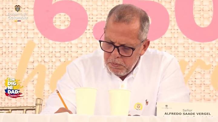 Procuraduría suspende a Alfredo Saade; esto sucedería con el futuro diplomático del funcionario