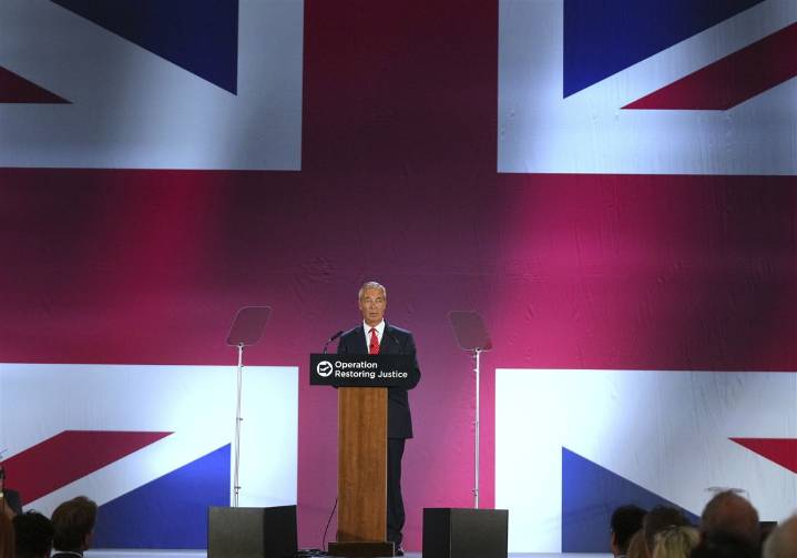 UK's hard-right Reform party says it will mass-deport migrants if it wins power