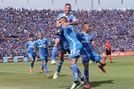 Luciano Pons se metió la mano en el bolsillo para ir en ayuda de hinchas azules en Argentina
