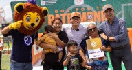 Familias de Juárez reciben escrituras con 'Gol por tu Patrimonio'