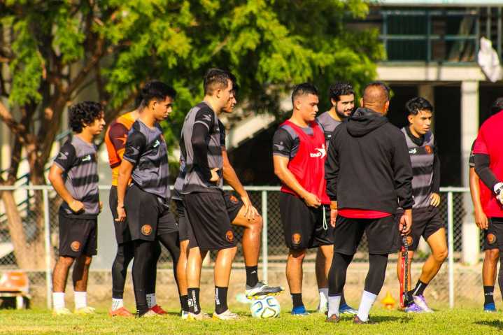Va el debut en casa