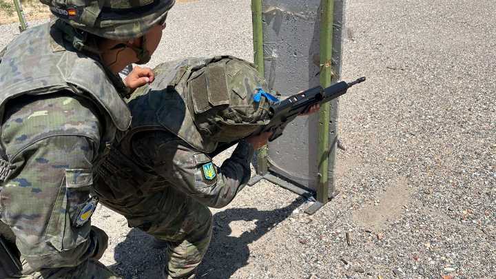España ha instruido a más de 8.000 militares ucranianos desde el inicio de la invasión rusa