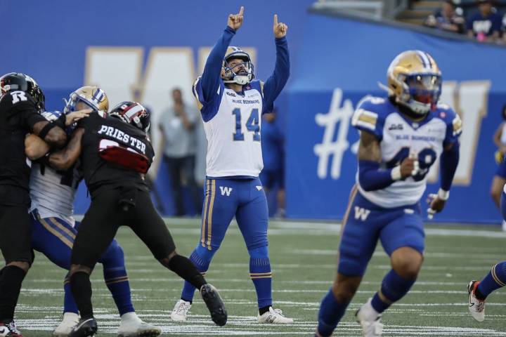 Castillo's game-winning field goal lifts Bombers after late surge from Redblacks