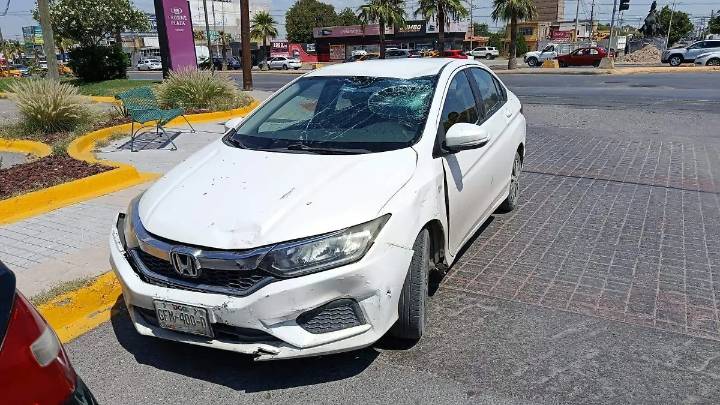 Motociclista resulta lesionado tras ser chocado por vehículo Honda