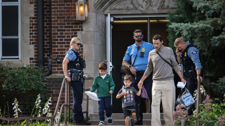 Minneapolis mourns shooting at Annunciation Catholic School