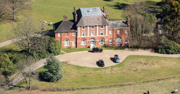 William and Kate 'moving to gorgeous 8-bed home for fresh start' after cancer treatment
