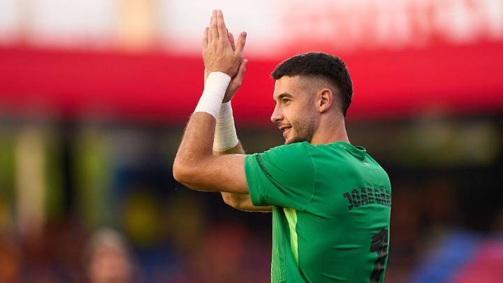 Barcelona can register Garcia after Ter Stegen ruling