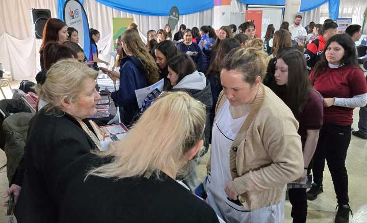En 2026 se dictarán nuevas tecnicaturas en Eduardo Castex, Ingeniero Luiggi y Victorica