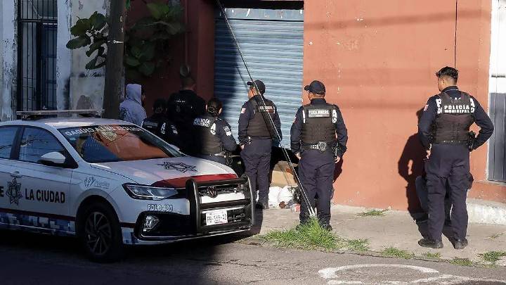 Atracan taller mecánico en Centro Histórico y se llevan botín de 80 mil pesos