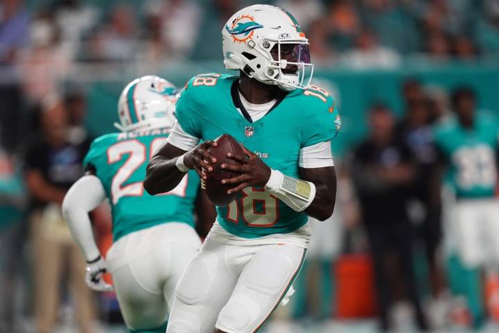 Browns Releasing QB Tyler Huntley