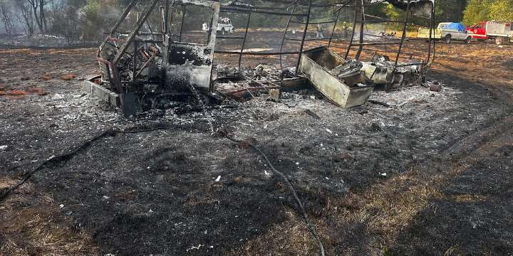 Truck in dry grass sparks wildfire near Sweet Home