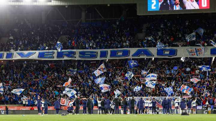 Arbitro denunció "situación que no estaba autorizada" en inauguración del Claro Arena