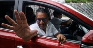 Liberan al principal organizador de la caravana de migrantes tras seis días de su arresto