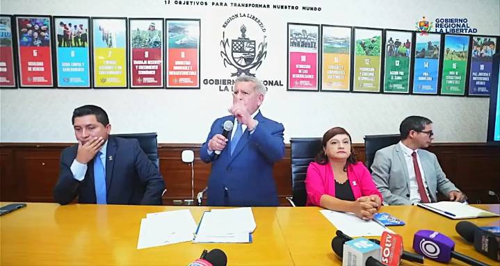 César Acuña: “No he venido a robar” y las frases que dejó su conferencia tardía por denuncias de obras millonarias