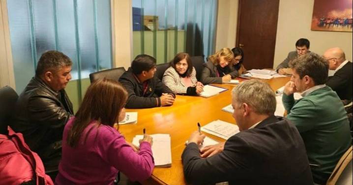 Nuevas reuniones por paritarias junto a gremios