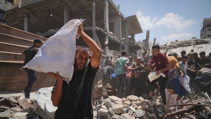 The Latest: Israel plans to take control of Gaza City, drawing international condemnation