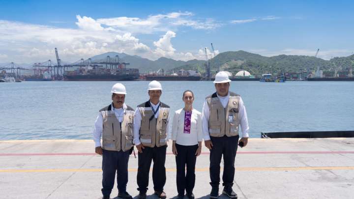 Sheinbaum Promete Hacer de Manzanillo el Primer Puerto de América Latina