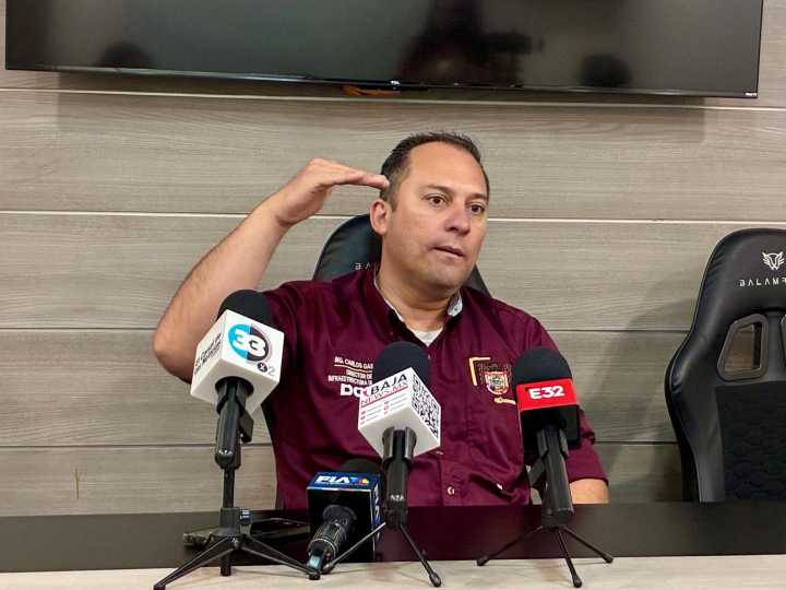 Rehabilitarán puente peatonal dañado por camiones en Libramiento Rosas Magallón