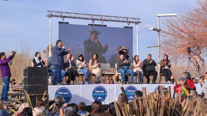 Carlos Quintriqueo eligió a dos ex funcionarias de gobierno como principales candidatas de su partido Más por Neuquén