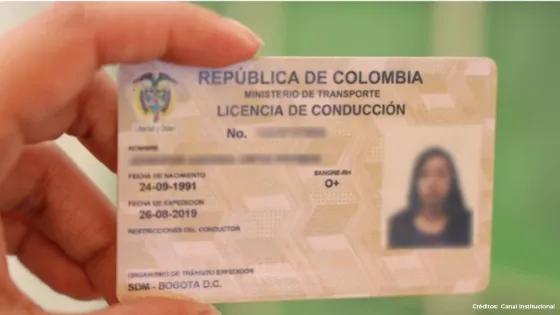 ¿Cuánto cuesta sacar la licencia de conducción en Bogotá? Precios de 2025