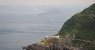Thousands in holding pattern as crews make few gains taming fire near St. John's