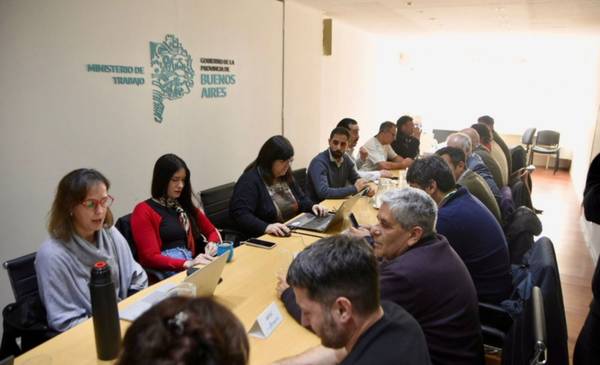 Aumento a estatales bonaerenses: los gremios aceptaron la nueva oferta de la Provincia