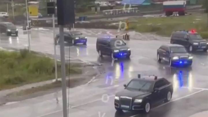 Putin begins journey to Alaska for Trump war talks - but keeps up Ukraine onslaught as Doomsday Radio bursts into life