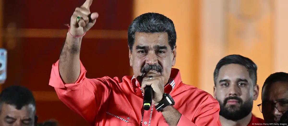 Maduro asciende a general al embajador en Colombia Carlos Martínez