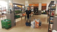 De la Dana a los incendios del Bierzo: colectivos de Valencia recogen ropa y enseres para los afectados del fuego