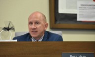 Chandler school district OKs cell phone restriction