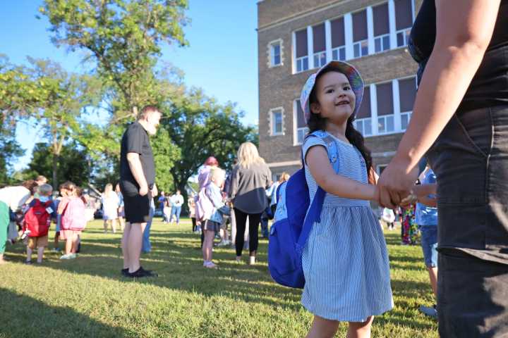 Fargo elementary marks last first day of school