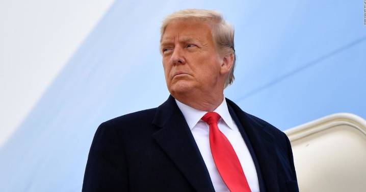 Trump asegura no financiar a Ucrania: "Tratamos de parar la guerra, por eso le vendemos armas a la OTAN"