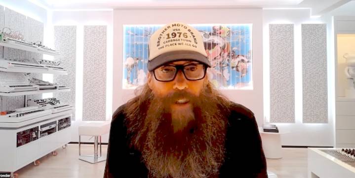 Crowder se recupera tras fractura de pierna y agradece oraciones de sus fans