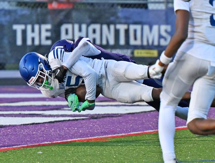 FOOTBALL: Thompson-Melonson connection yields 20-14 Norristown victory at Phoenixville
