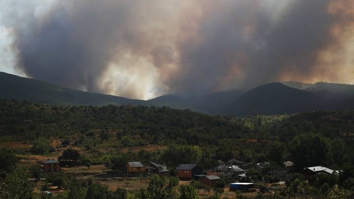 "Siento vergüenza de que haya ocurrido en 2025": un arqueólogo lamenta la falta de medios tras el incendio de Las Médulas