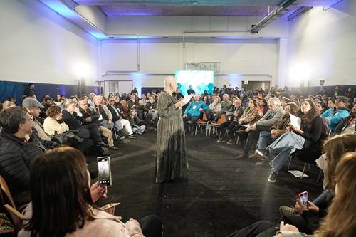 Noche del Encuentro reúne a más de 450 personas comprometidas con la superación de la situación de calle