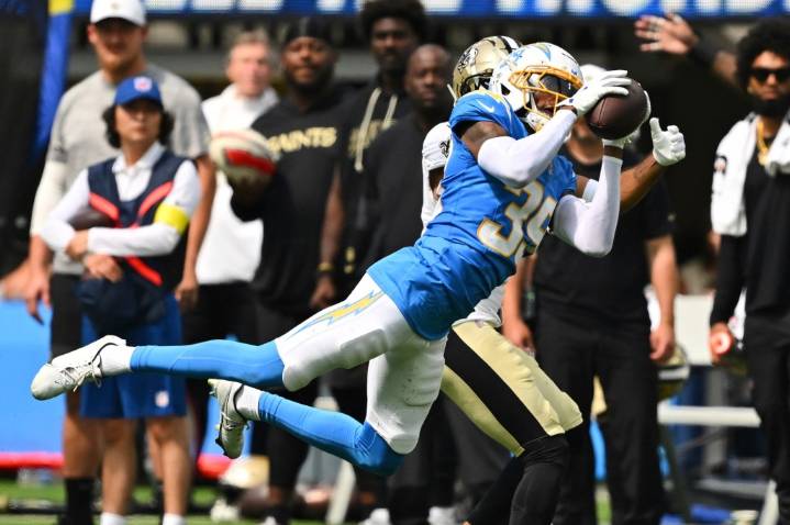 Chargers’ training camp battles continue for cornerback positions