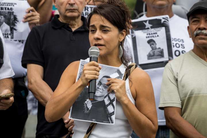 Fiscalía de Venezuela confirma detención de activista y la acusa de "incitación al odio"