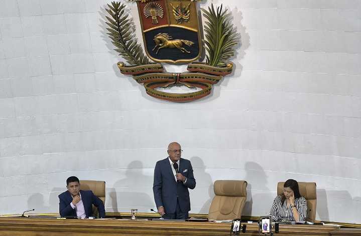 “Extranjero que entre a este país sin permiso, entra, pero no sale”