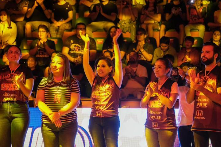 Con una gran fiesta deportiva, Mara Lezama reinaugura